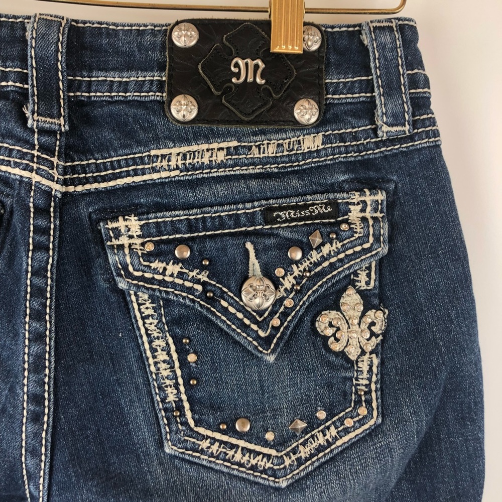 Miss Me blue bermudas